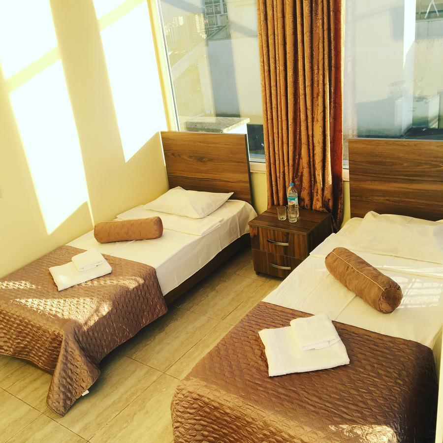 Hotel Guesthouse Lola Батуми Экстерьер фото