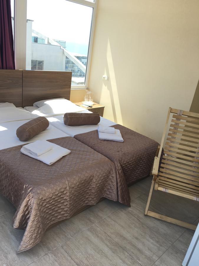 Hotel Guesthouse Lola Батуми Экстерьер фото