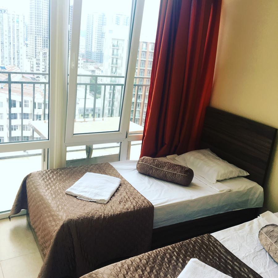 Hotel Guesthouse Lola Батуми Экстерьер фото